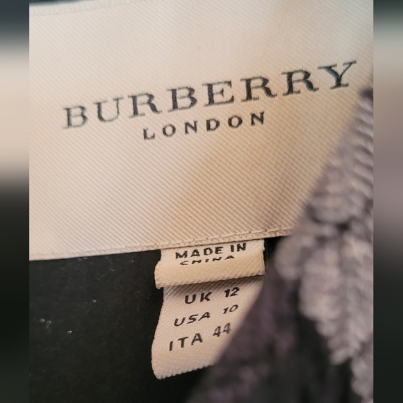 Burberry Dress - Picture 5 of 6